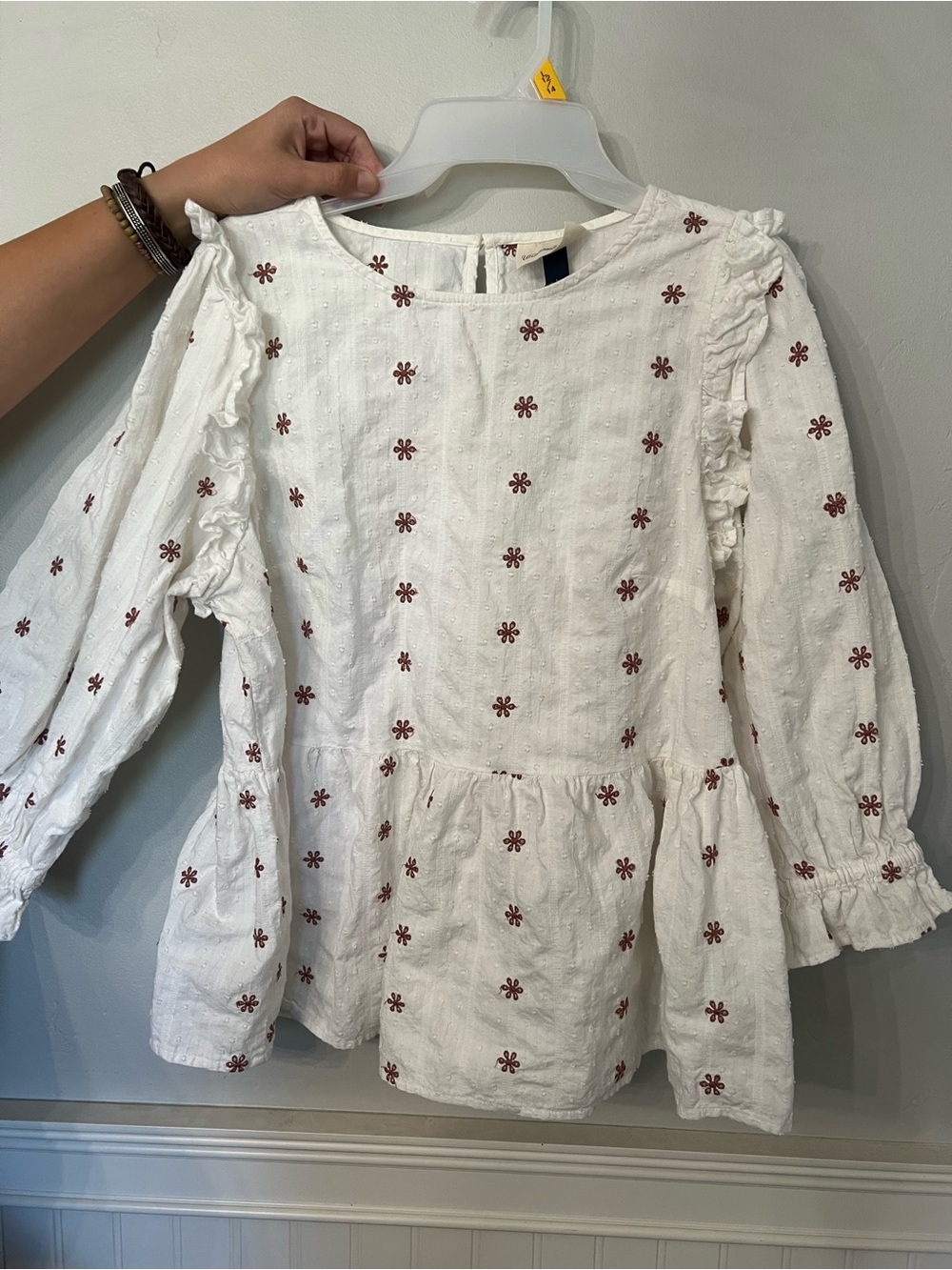 Universal Thread White Peplum Top with Rust Floral Embroidery